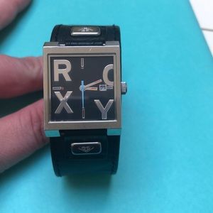 Roxy watch with leather band